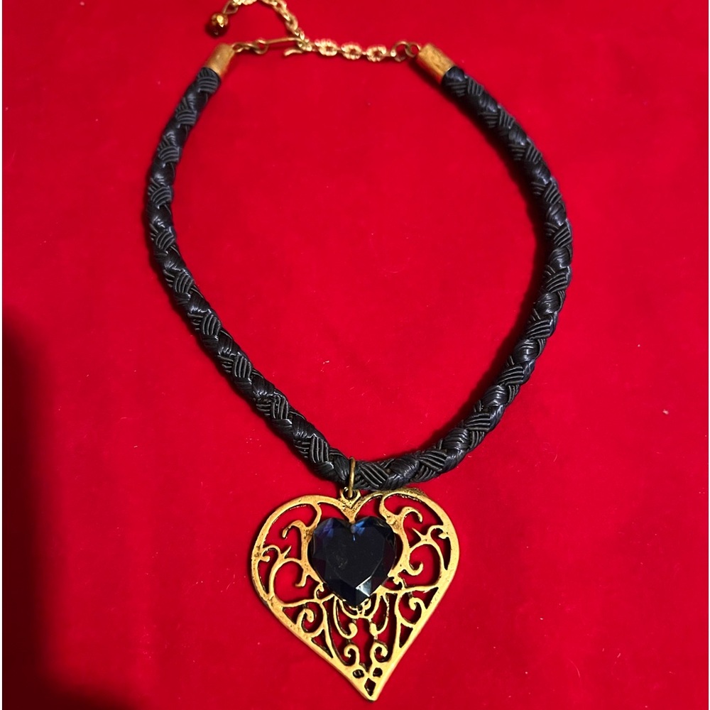 Vintage Victorian style heart choker  necklace